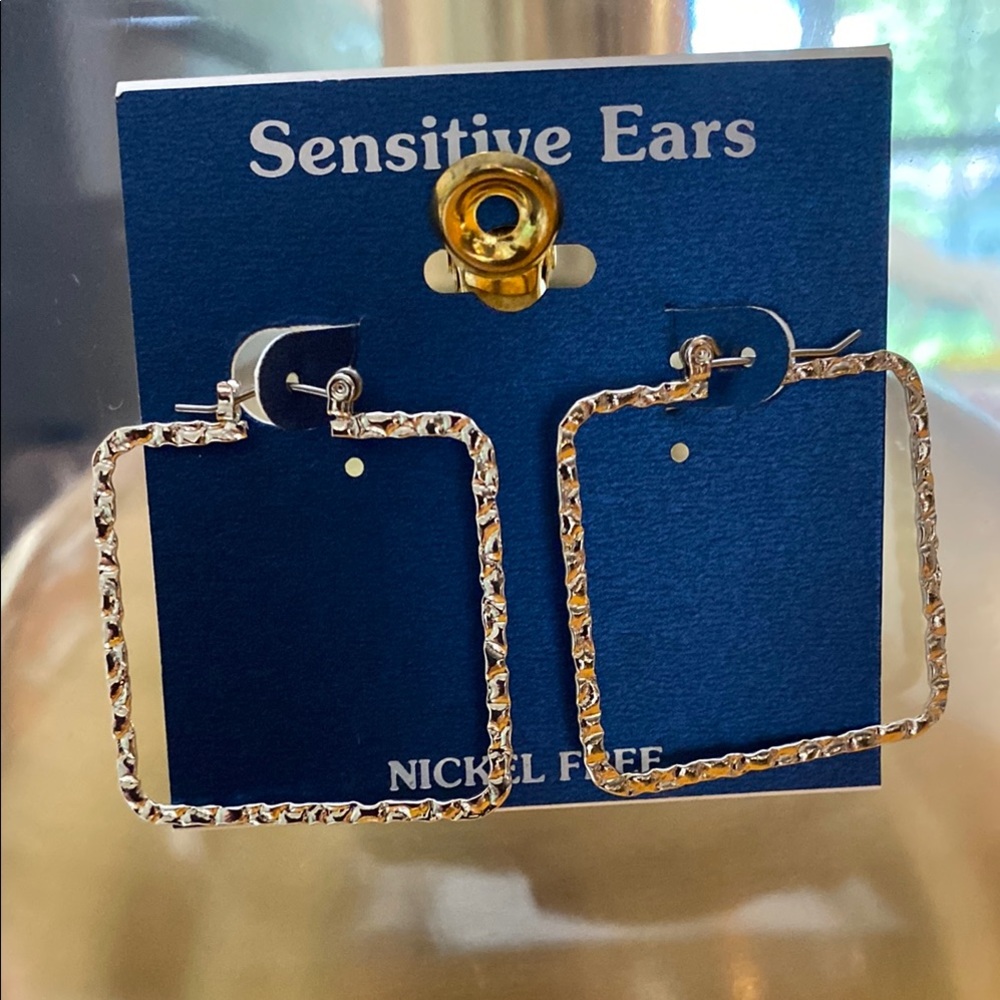 Elegant Silver Square Hoop Earrings for Sensitive Ears